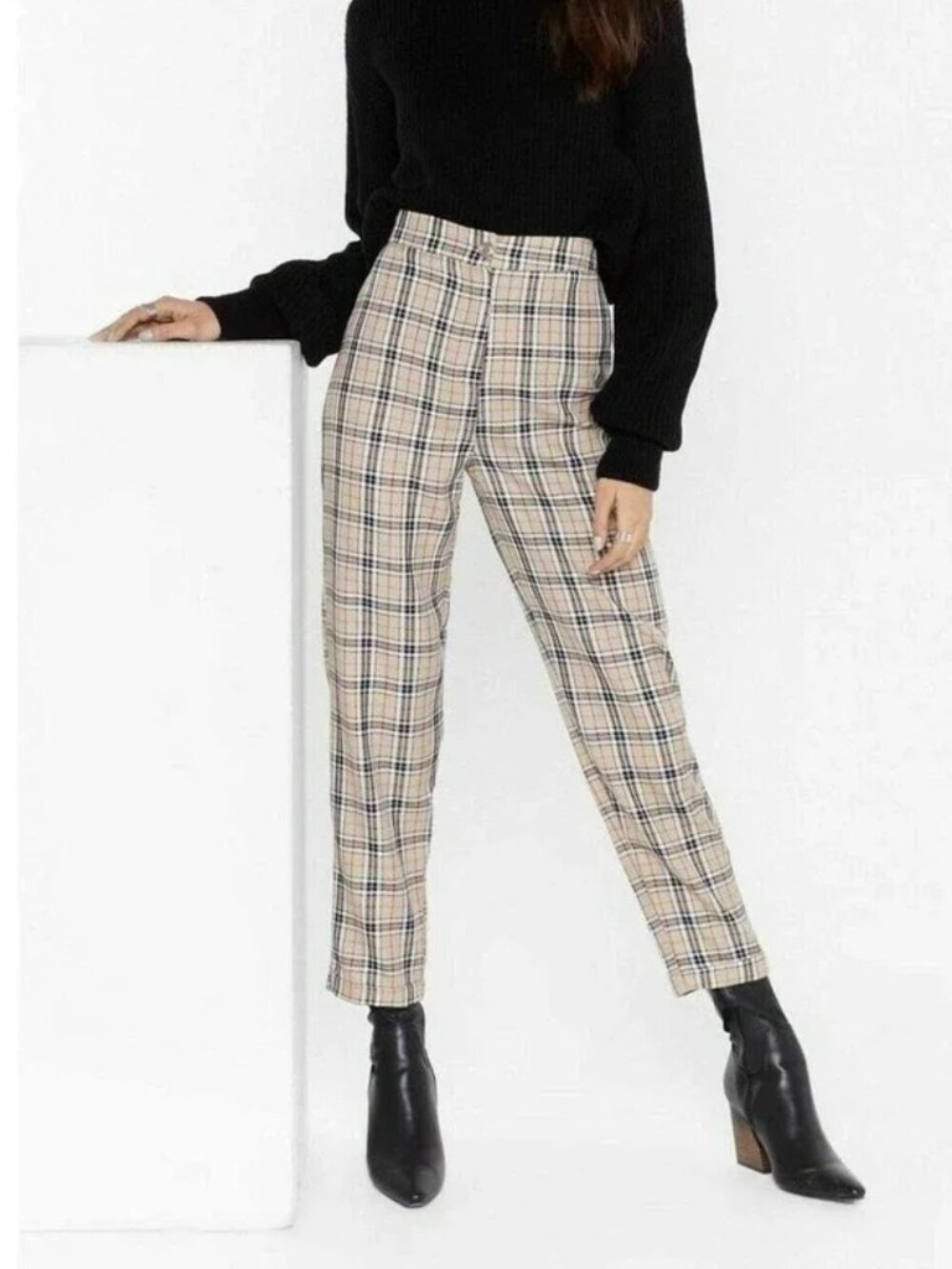 Nasty Gal Let's Take A Raincheck Tapered Pants 6 NWOT